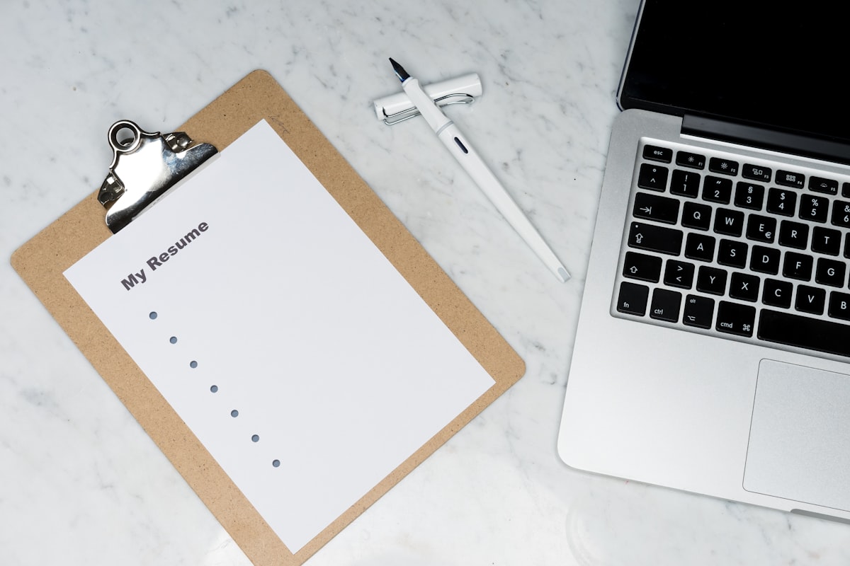 Recruiter reviewing candidates on an application tracking dashboard